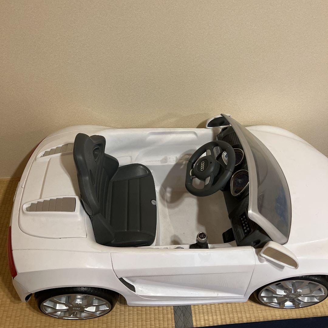 子供用　乗り物　Audi  値下げ中！