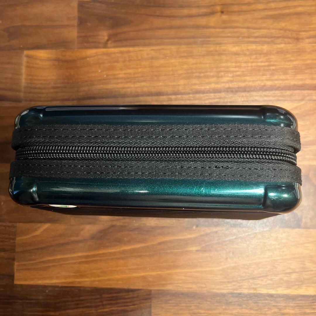 【Rimowa】キャセパシフィック航空ポーチ ヴライトグリーン
