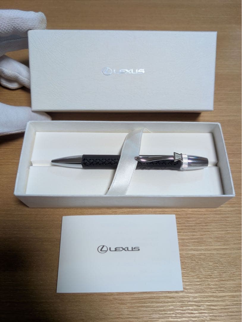＊お値下げ＊【未使用品】LEXUSコレクション「ボールペン(レザー)」