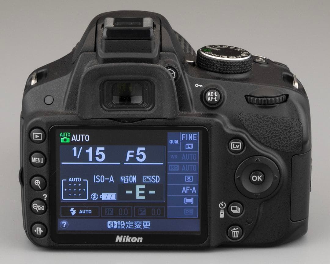 ニコン Nikon D3200+AF-S18-55/3.5-5.6G VR中古品