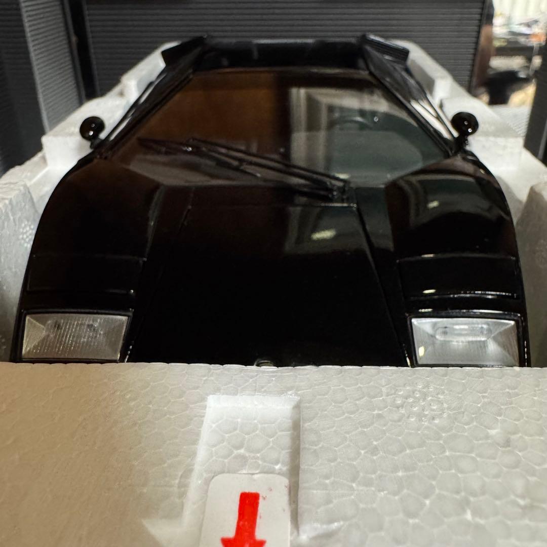 絶版未展示品 京商 1/18 ランボルギーニ カウンタックLP400 ブラック