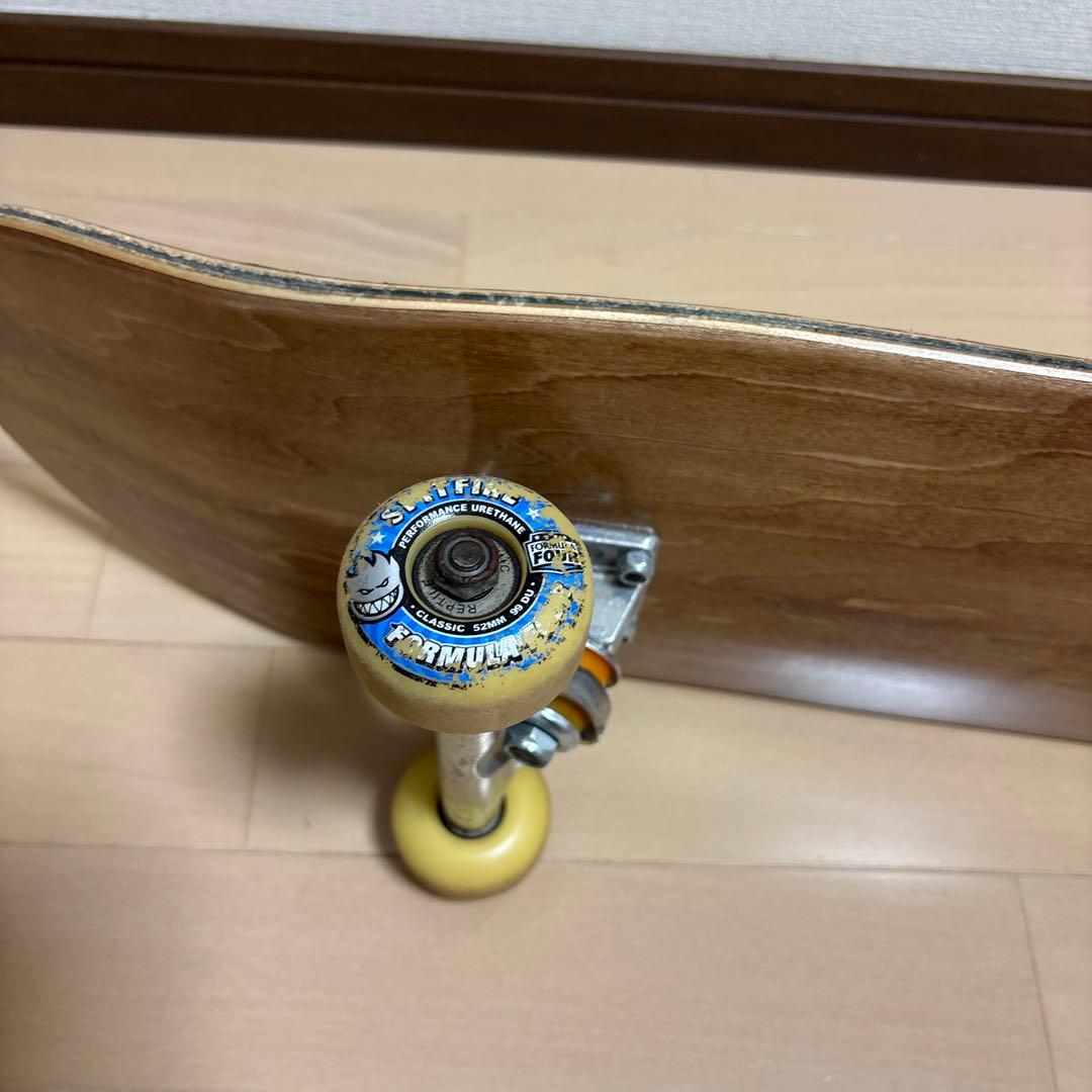 INDEPENDENTのトラックのスケートボード コンプリート　ケース付き