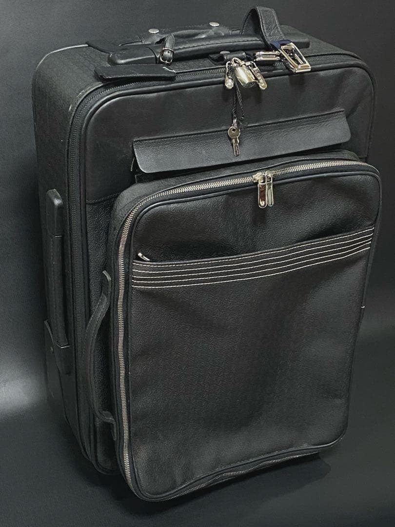 ロエベ キャリーケース 旅行カバン 黒 アナグラム ブリーフ レザーPVC機内