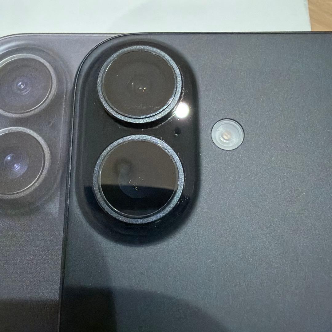 Apple iPhone16 本体　ブラック128GB　SIMフリー