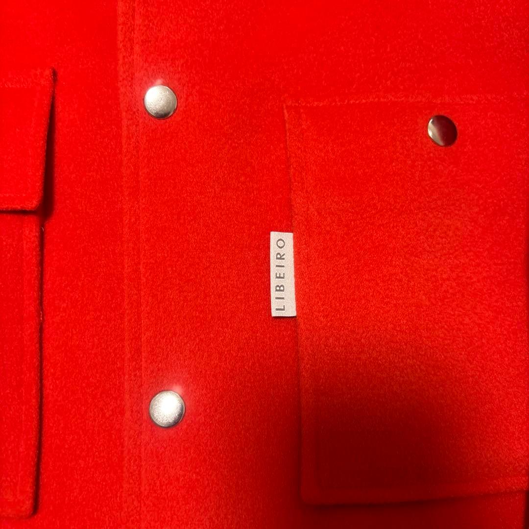 LIBEIRO 赤いフリースジャケット 2025年　mサイズ完売品