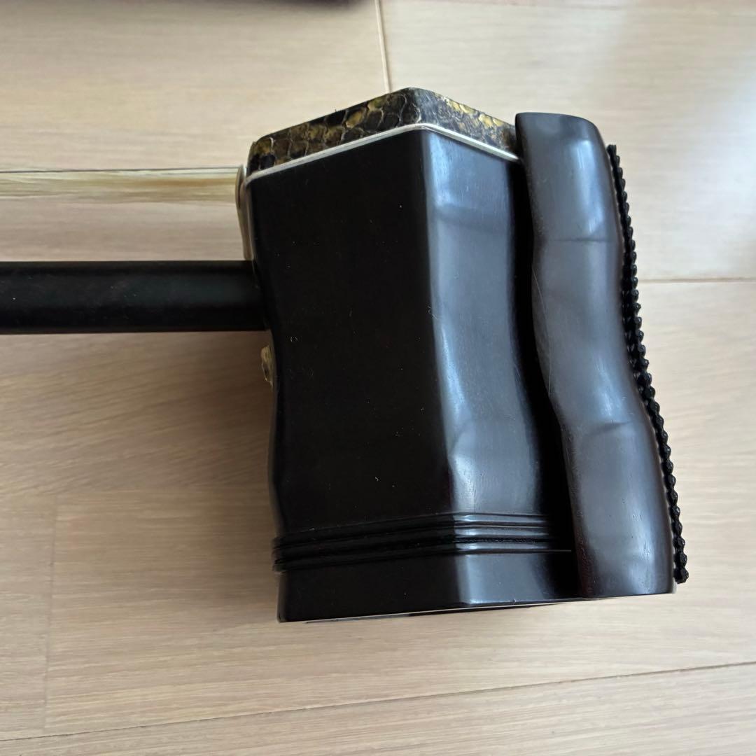 二胡　蛇皮製　ケース付き
