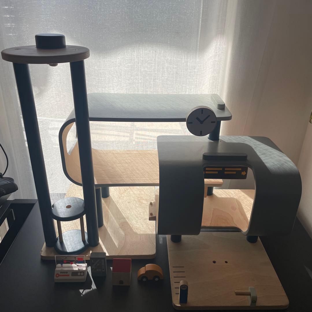 プラントイ plantoys 駐車場