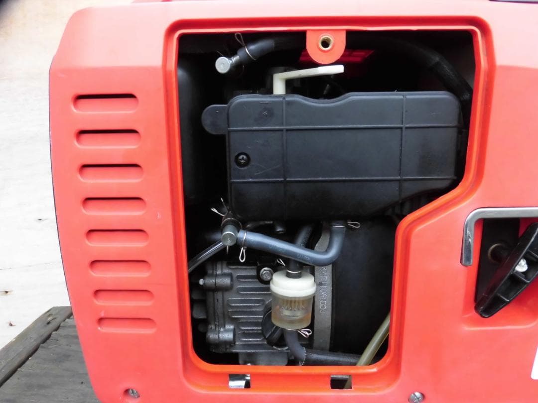 送料無料・・・インバーター発電機 XG-SF1000F