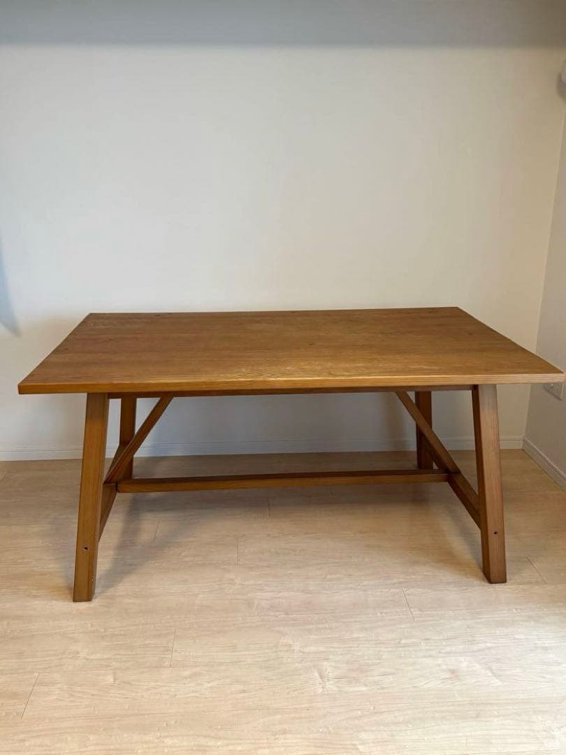 【引き取り相談可能】4人掛け　ダイニングテーブル　ニトリ