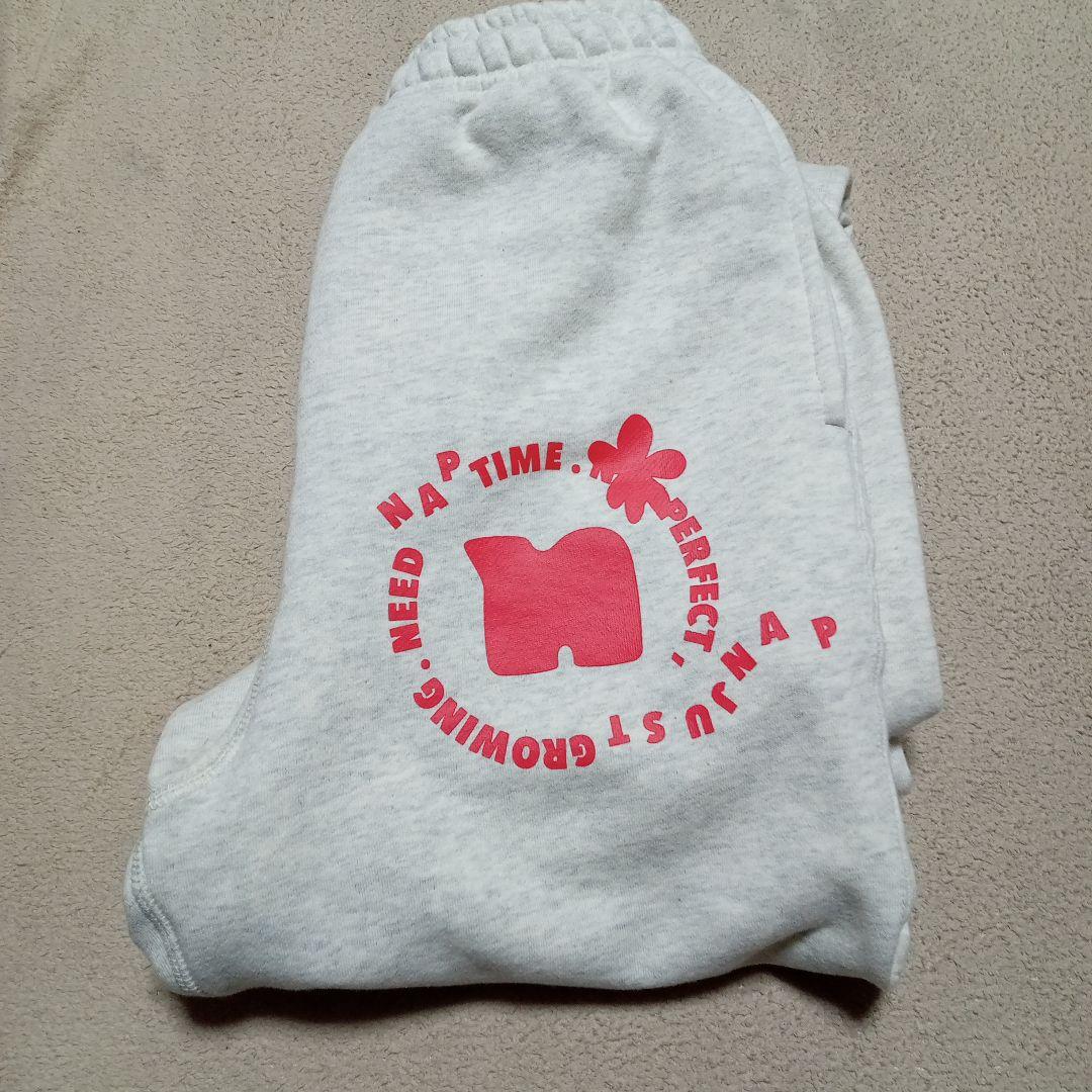 akiページ　naptime. Nissy 西島隆弘　オートミール　パンツ