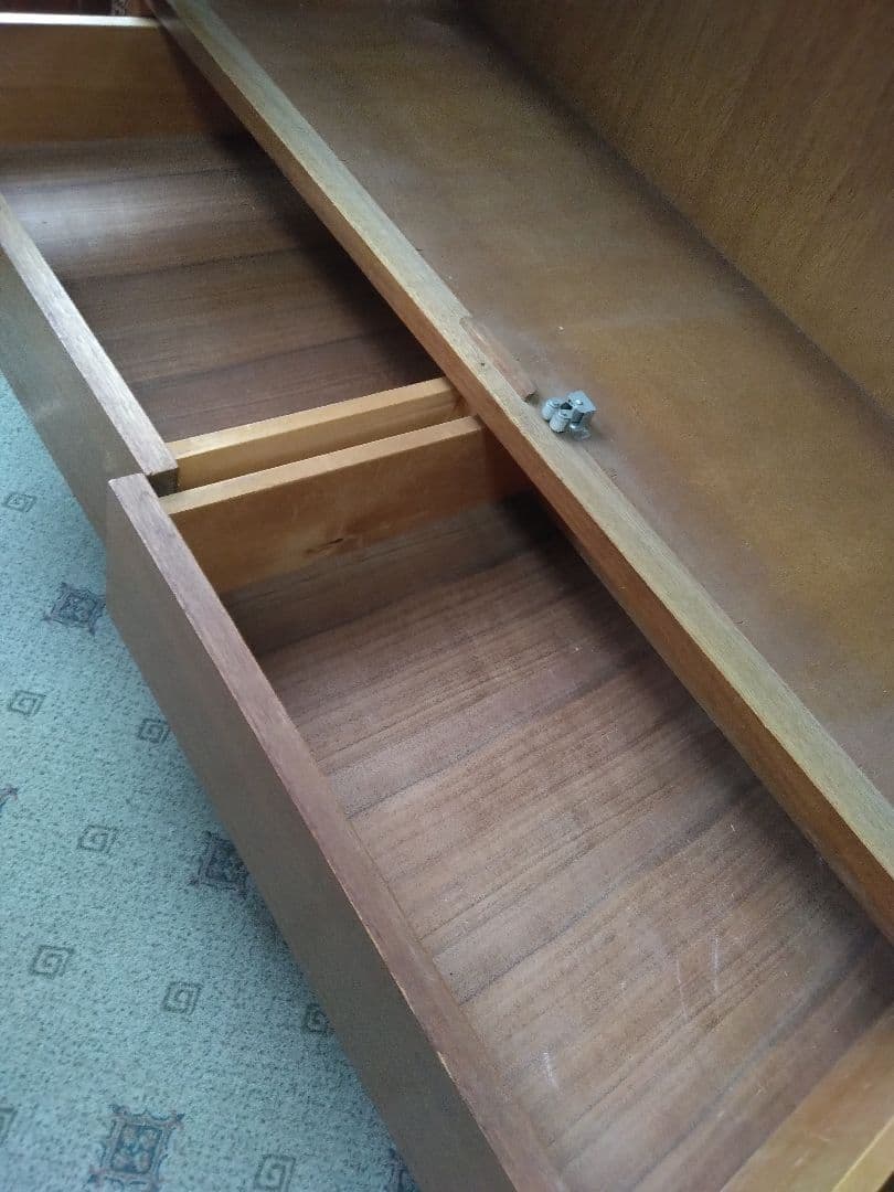 昭和レトロ アンティーク 木製ガラス扉収納キャビネット 年末迄大幅値下げ！