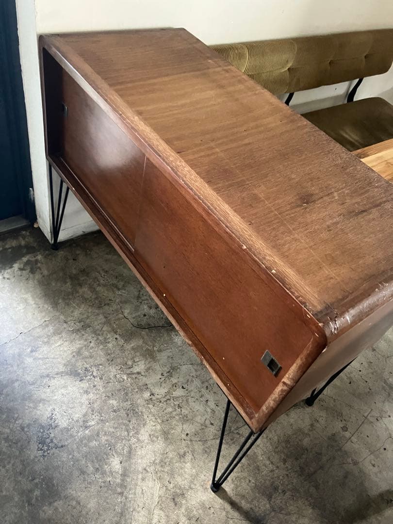 北欧ヴィンテージ風　サイドボード　アイアンレッグ