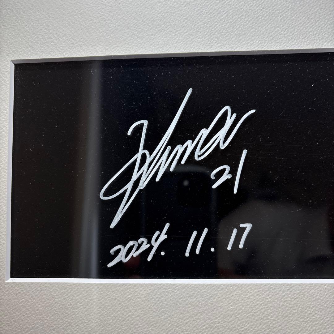 楽天野球団創設20周年特別企画にて、出された岩隈久志さんの直筆サインと写真です