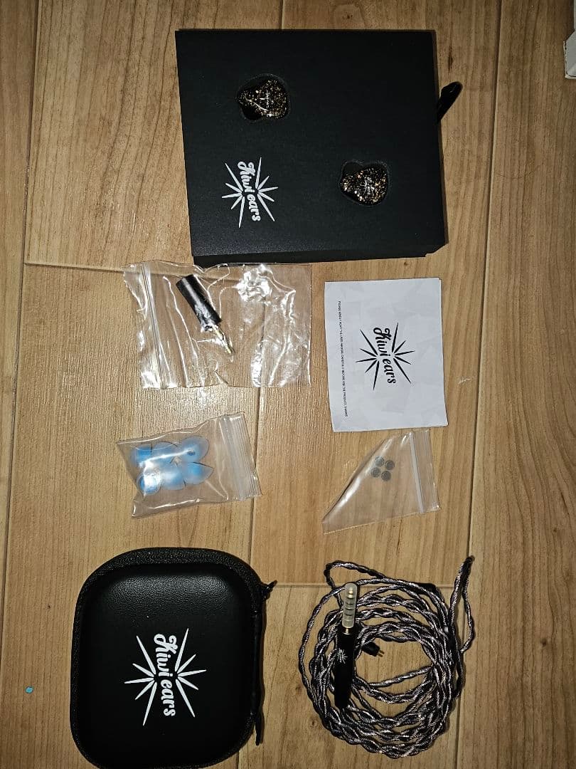 KIWI EARS ASTRAL イヤホン