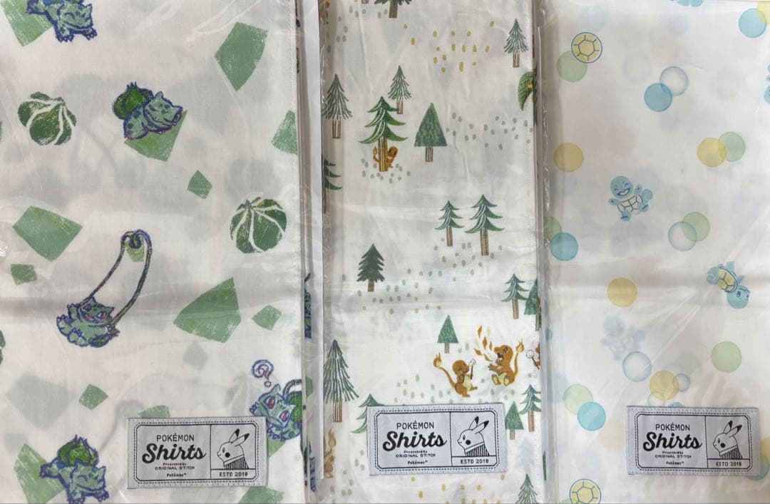 蒼い空　ポケモンシャツ　バンダナ　フシギダネ　ヒトカゲ　ゼニガメ