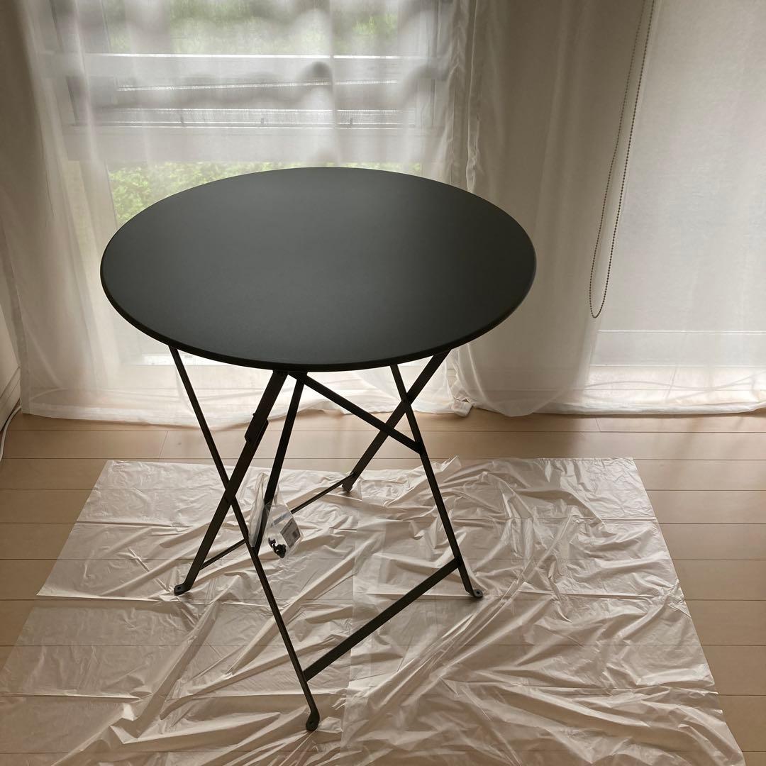 Fermob 丸型折りたたみテーブル ローズマリー