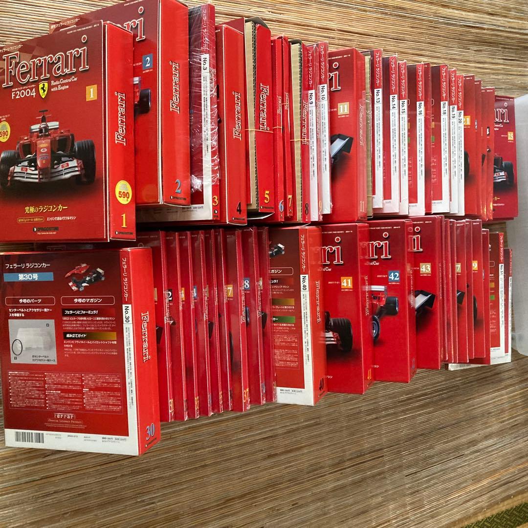 未開封　ディアゴスティーニ　フェラーリF2004 1〜54巻　部品欠品なし