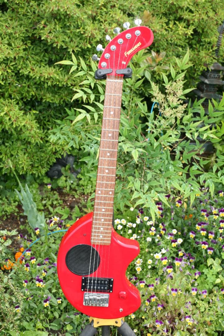 ギター Fernandes ZO-3 RED