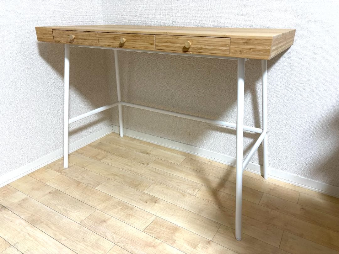 IKEA　LILLÅSEN リルオーセン　パソコンデスク　勉強机