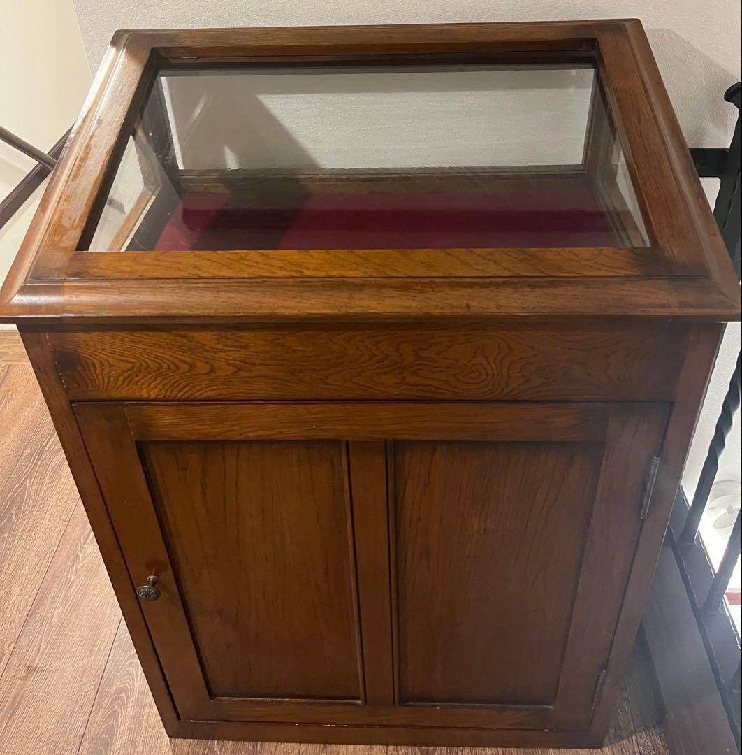 木製　ガラス蓋付き　キャビネット　ショーケース　宝飾品ケース