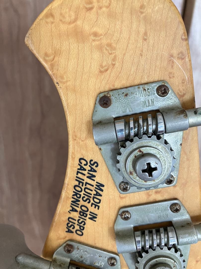 MUSICMAN SABRE BASS ミュージックマンセイバー　レア個体