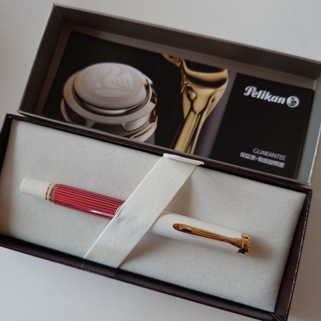 Pelikan 万年筆 M600 レッドホワイト スーベレーン F細字
