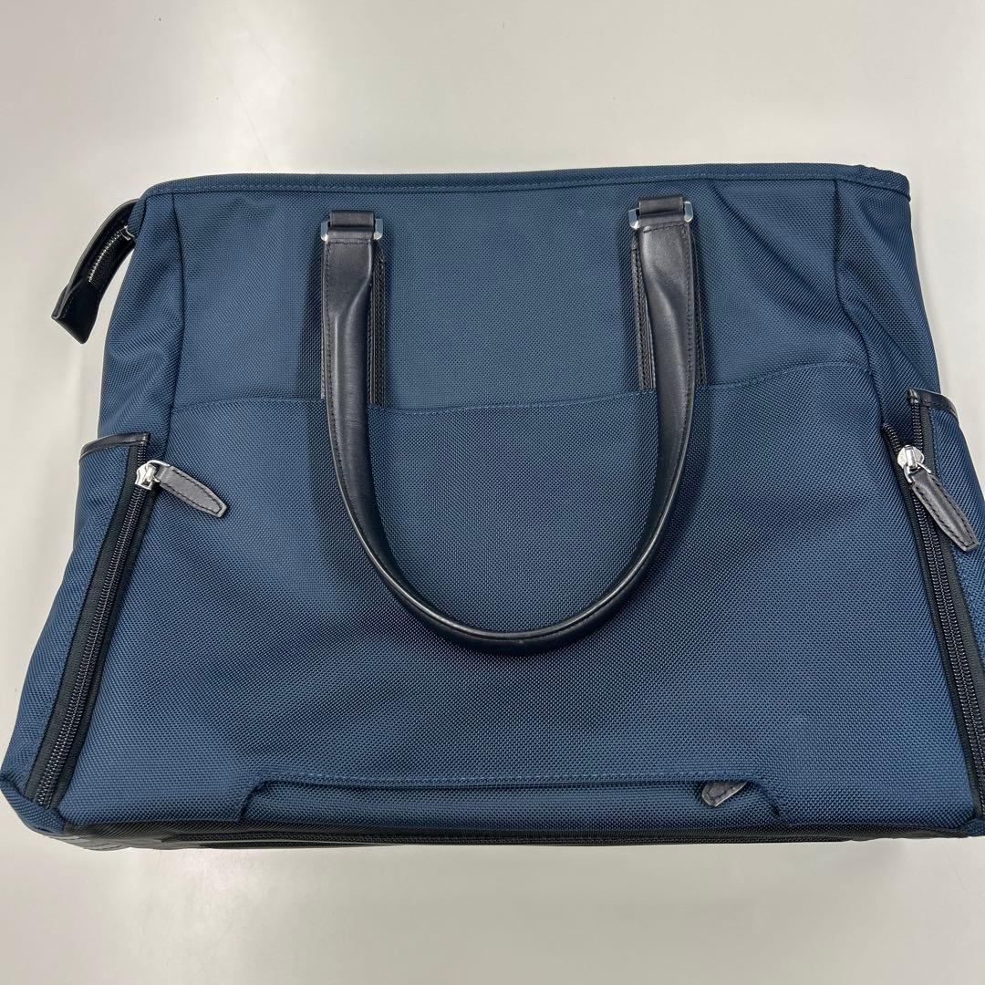 TUMI ビジネスバッグ ネイビー