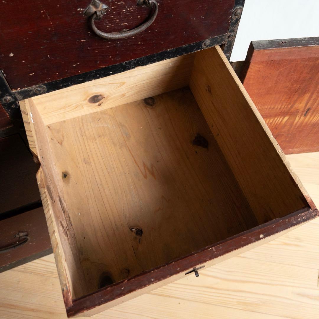 和箪笥　収納棚　4段　漆塗り　骨董　古道具　古家具　和家具　アンティーク