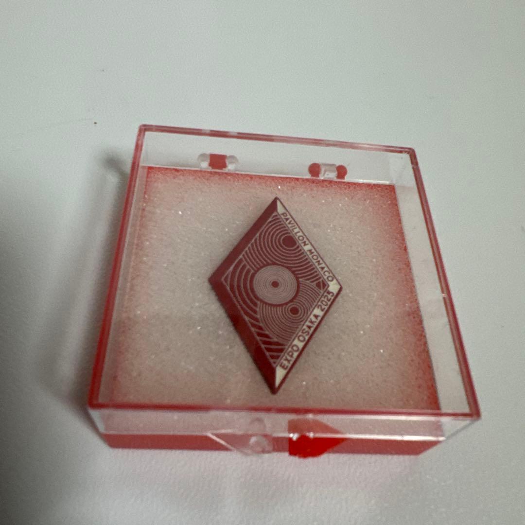 万博　モナコ館　非売品　ナショナルデーピンバッジ