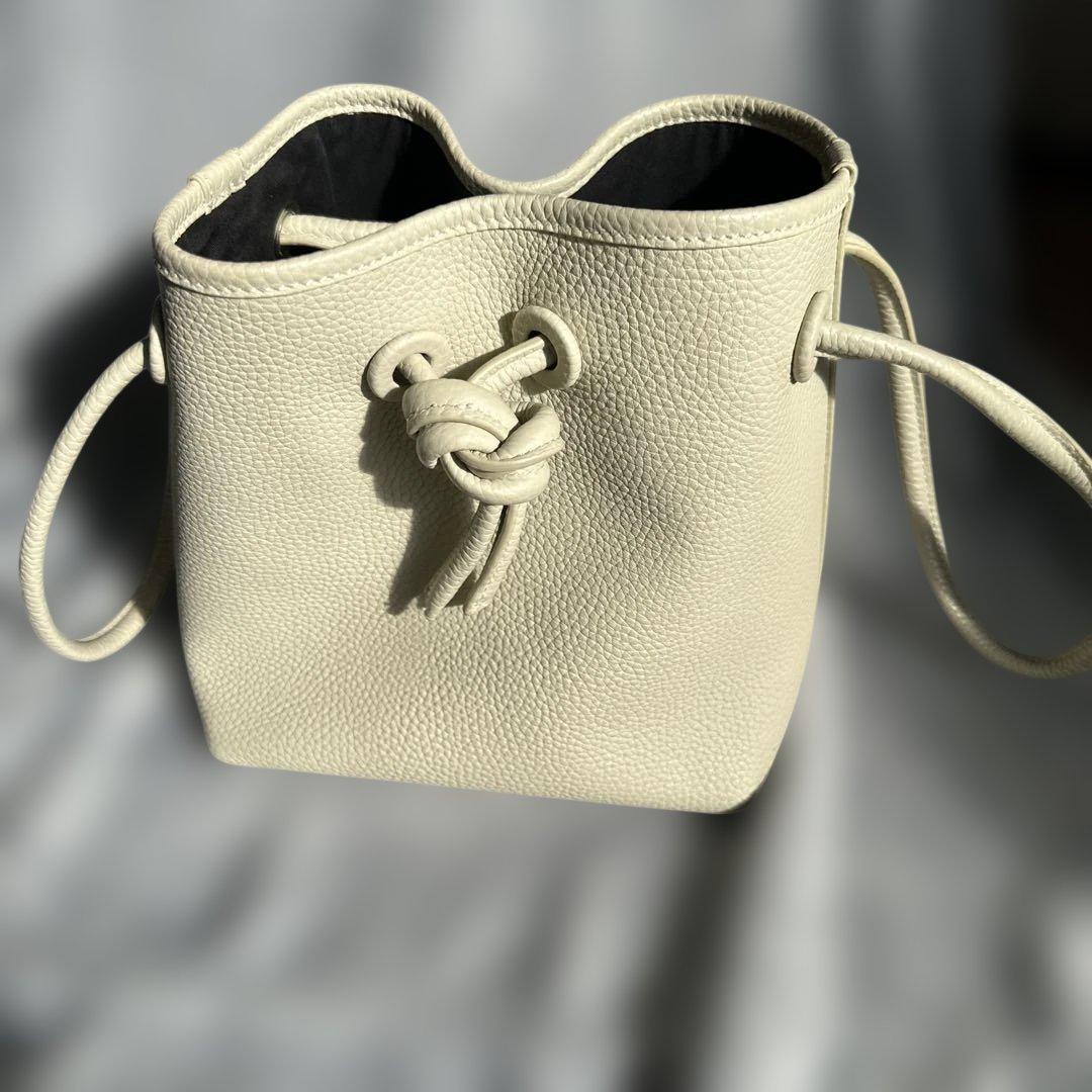 今週限定価格！VASIC ボンド ミニ ハンドバッグ ミュゲ