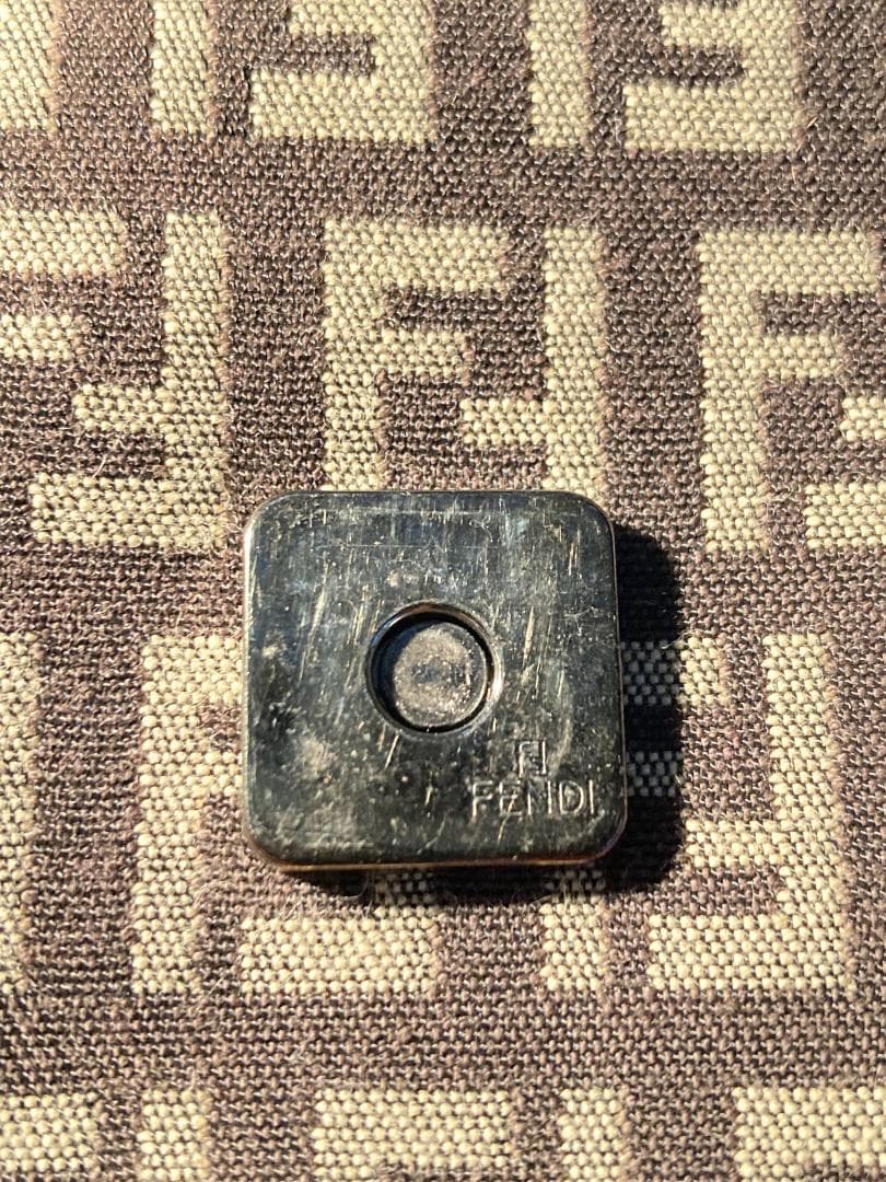 FENDI(フェンディ)マンマバケット ズッカ ショルダーバッグ 8BR001