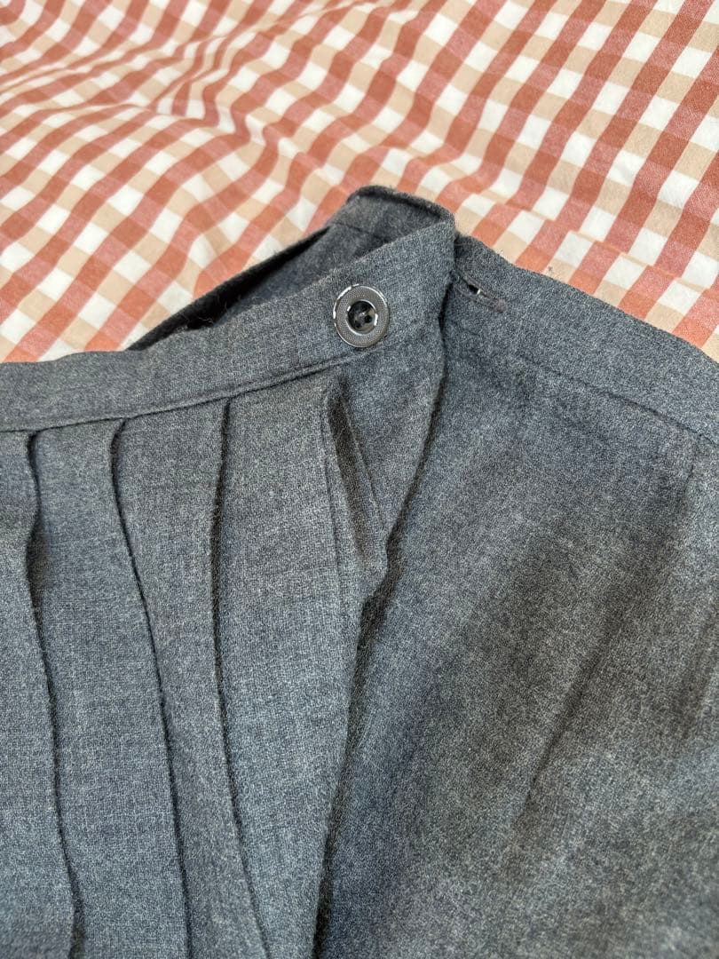 お値下げ！45rpmウールチャコールグレー プリーツスカート